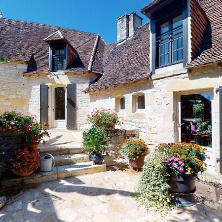Demeure Du Vallon - Chambres D'Hotes De Charme Azerat ภายนอก รูปภาพ