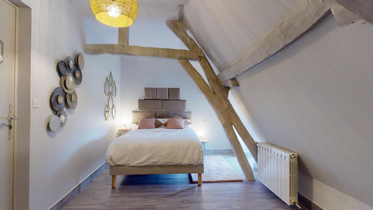 Demeure Du Vallon - Chambres D'Hotes De Charme Azerat ภายนอก รูปภาพ