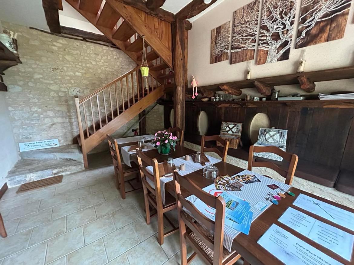 Demeure Du Vallon - Chambres D'Hotes De Charme Azerat ภายนอก รูปภาพ